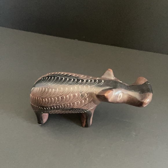 Hippo Animal Figurine - Picture 4 of 8